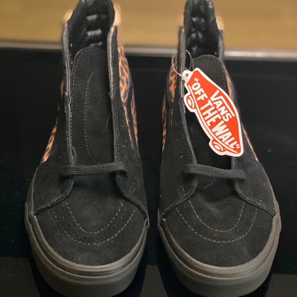Vans - Picture 2 of 5